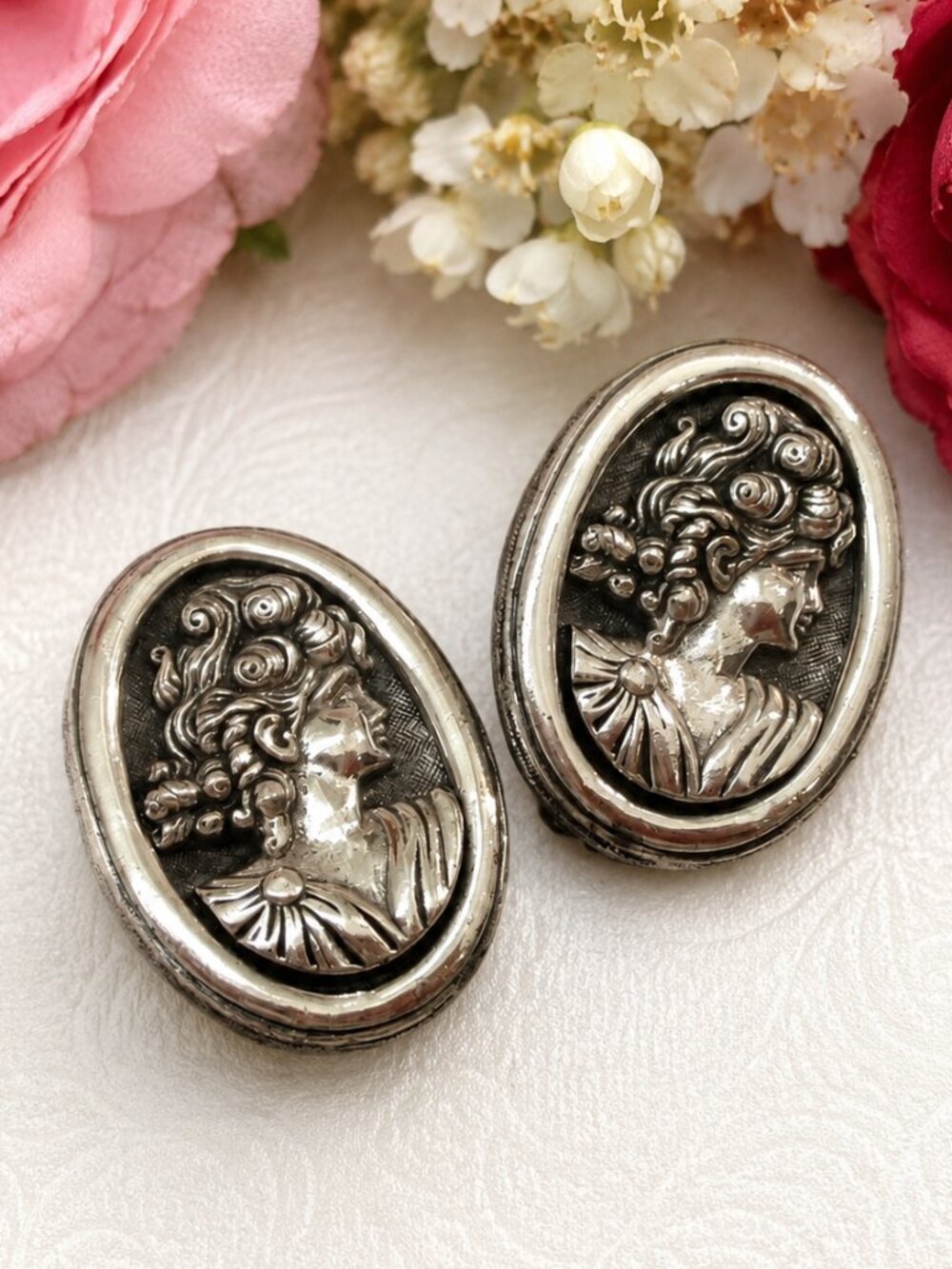 TORTOLANI Sterling Plate Cameo Clip Earrings~DESIGNER Silver Cameo Earrings